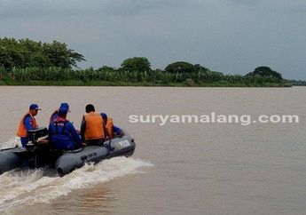 Alami Kecelakaan Lalu Lintas dengan Truk Box, Pengendara Motor Terlempar ke Sungai Bengawan Solo, 3 Hari Jasadnya Belum Ditemukan 