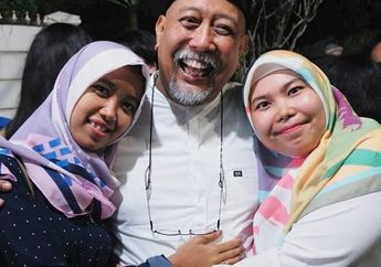 Kenang Jasa Suster yang Merawat Mendiang Istri, Indro Warkop: Selamanya Mereka Keluarga Kami