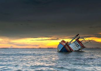Kelebihan Muatan, Sebuah Kapal Motor Tenggelam di Sungai Kapuas