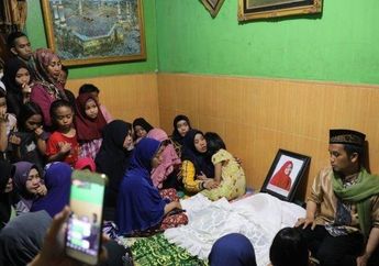 Istri Ustaz Maulana Meninggal Dunia karena Kanker Usus, Sudah 7 Tahun Mengidap dan Baru Diketahui September 2018