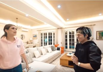 Jarang Terekspos, Intip Isi Rumah Super Mewah Luna Maya yang Berhiaskan Lukisan Sang Ayah!