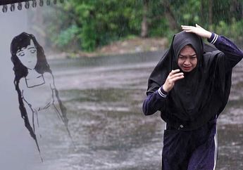 2 Hantu di Rumah Ria Ricis, Perempuan di Tangga dan di Lantai Dua