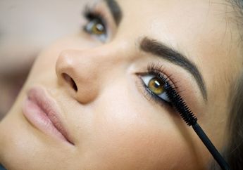 Bikin Bulu Mata Cetar dengan 3 Rekomendasi Mascara Waterproof Terbaik Harga di Bawah 150 ribu