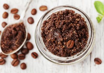 Cerahkan Wajah yang Kusam dengan Masker Oatmeal dan Kopi, Ini Cara Buatnya!