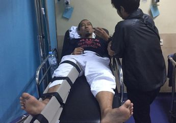 Alami Kecelakaan hingga Tulangnya Pecah, Yuki PAS Band Tetap Manggung Pakai Kursi Roda