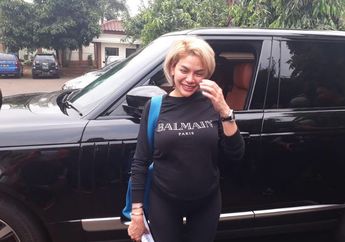 Hadiri Sidang Cerai, Nikita Mirzani Pamer Perut Hamil 7 Bulan