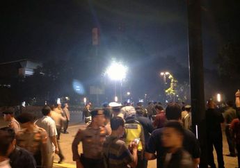 Terjadi Ledakan di Area Nobar Debat Kedua Pilpres 2019, Dentuman Terdengar Hingga 2 Kali dan Timbulkan Asap Putih