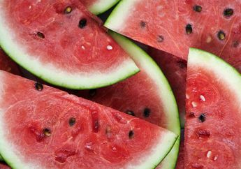 Suka Makan Semangka? Jangan Dikonsumsi Bila Menemukan Tanda-Tanda Ini!