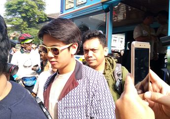 Selepas dari Kantor Gubernur Jawa Barat, Pemain Film Dilan 1991 Konvoy Keliling Bandung