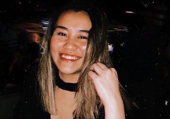 Unggah Foto Bareng Dul Jaelani, Gaya Seksi Aaliyah Massaid Kenakan Crop Top Jadi Sorotan