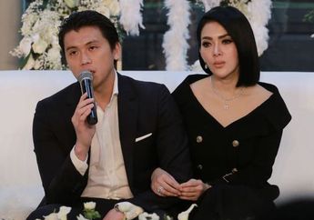 Tak Hanya Saat Jumpa Pers Bersama Reino Barack, Syahrini Ternyata Pernah Pakai Sepatu Mewah yang Sama Saat Tampil Sederhana