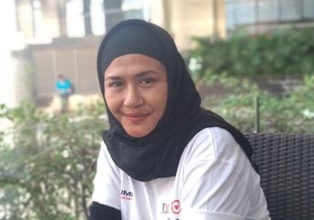 Selain Kemoterapi dan Radiasi, Ria Irawan Bagi 3 Obat Manjur untuk Penyintas Kanker!