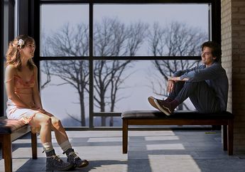 Five Feet Apart: Sepasang Remaja Saling Jatuh Cinta dan Terjebak Dalam Situasi yang Sulit