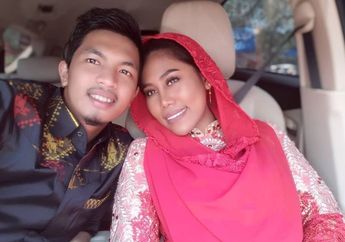 Sempat Unggah Postingan Galau Hingga Unfollow Sang Suami, Evi Masamba Terangkan Alasannya!