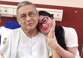 Jenazah Ayahanda Dewi Perssik Akan Dimakamkan di Jember Besok