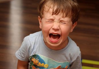 Selain dengan Puasa, Orangtua Bisa Ajak Anak Berlatih Kesabaran dengan Kegiatan Seru, Salah Satunya Main Teka-teki