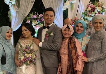 Elma Theana Lega Sang Anak Sudah Menikah