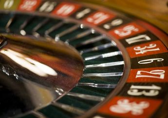 Merasa Beruntung Karena Dermawan, Perempuan Ini Kembali Menang Lotre Miliaran Rupiah Setelah Menyumbang 900 Juta