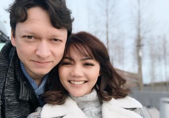 Lakukan Adegan Ciuman di Acara TV, Rina Nose dapat Teguran dari KPI