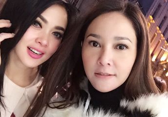 Tampil Kompak Bersama Reino Barack, Ternyata Syahrini Pakai Jaket Bulu yang Mirip dengan Milik Maia Estianty!