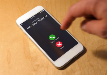 Jual Ponsel Lamanya, Wanita ini Justru Diteror Oleh Sang Pembeli Karena Hal ini