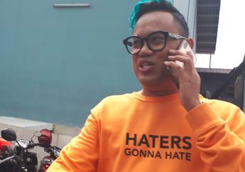 Tak Pernah Biarkan Anaknya Gunakan Transportasi Umum Sendiri, Uya Kuya Panik Saat Tahu Cinta Kuya Naik MRT