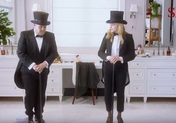 Cara Mudah dan Unik Gunakan SK-II Facial Treatment Essence Ala James Corden dan Chloe Grace Moretz