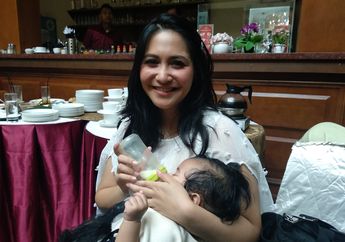 Baru Usia 8 Bulan, Anak Caca Tengker Sudah Sekolah