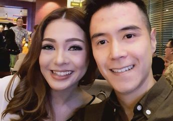 So Sweet! Meski Sudah Miliki 3 Orang Anak, Maya Septha dan Suami Sempatkan Waktu untuk Jalan Berdua