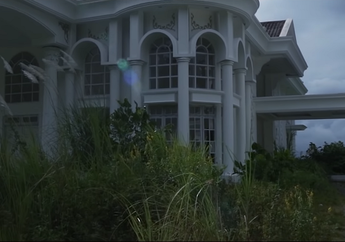 Terkesan Angker dan Tertutup Rumput Liar, Rumah Mewah di Minahasa Ini Ditinggalkan Terbengkalai, Intip Penampakan Interiornya!