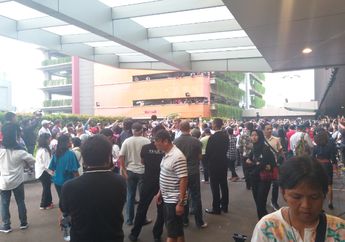 Suasana Posko Pemenangan Joko Widodo-Ma'ruf Amin, Terjadi Aksi Saling Dorong!