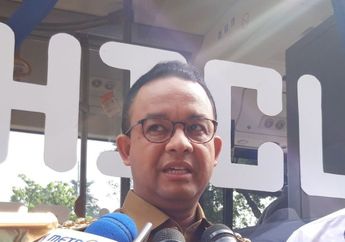 Sindir Menyindir dengan Anies Baswedan, Siapa Bestari Barus yang Terang-terangan Tertarik Memboyong Risma ke Jakarta?