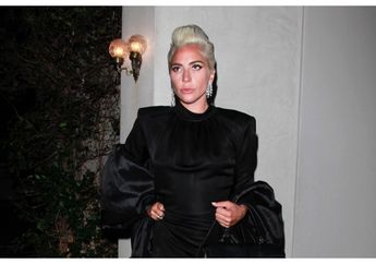 Hadiri Makan Malam Met Gala 2019, Lady Gaga Tampil Nyentrik dengan Tas Super Mini Seharga Puluhan Juta Rupiah
