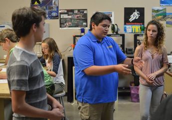 Demi Menyelamatkan Teman Sekelas dari Penembakan, Tindakan Remaja Asal Amerika Ini Bak Pahlawan Super