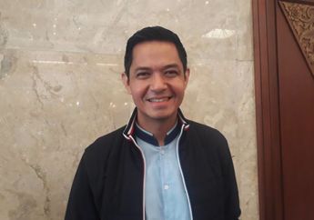 Demi Menanamkan Ilmu Agama, Dude Herlino Berniat Masukan Anak ke Pesantren 