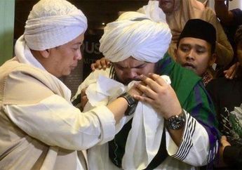 Rumah Opick Kebakaran, Bagaimana Kondisi Rambut Nabi Muhammad SAW yang Diamanahkan padanya?