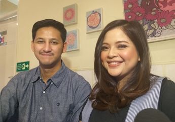 Dikarunia Bayi&nbsp;Berparas Tampan di Bulan Ramadan, Tasya Kamila dan Randi Bachtiar Rebutan Paling Mirip dengan Anaknya
