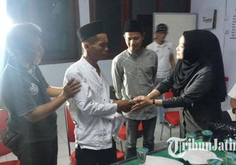 Berkat Google Translate, Pria Asal Garut Akhirnya Bisa Pulang ke Pelukan Keluarga Usai 20 Tahun Hilang