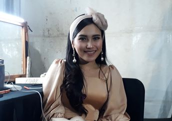 Ayu Ting Ting Kena Teror, Rumahnya Dilempari Pembalut Bekas Pakai