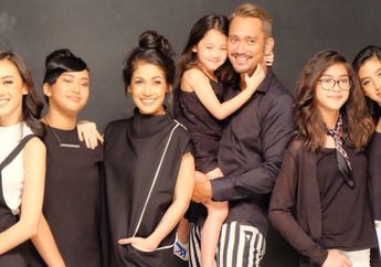 Bahagianya Keluarga Tora Sudiro, Putri Sulungnya Selangkah Lagi Bakal Nikah, Dilamar Setelah 8 Tahun Pacaran