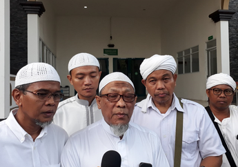 Semasa Hidupnya, Ustaz Arifin Ilham Telah Mualafkan Ratusan Orang