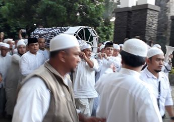 Lantunan Zikir Sambut Kedatangan Jenazah Ustaz Arifin Ilham