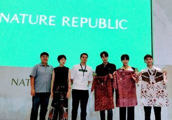 Datang ke Jakarta Dapat Batik, Suho EXO Sebut Cocok Dipakai Untuk Lagu 'Ko Ko Bop'