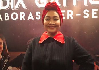 Tike Priatnakusumah Akui Sudah Bertahun-tahun Absen Tarawih ke Masjid