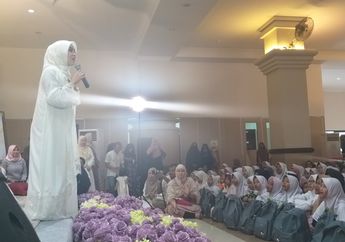 Jadikan&nbsp;Kisahnya Mendapatkan&nbsp;Jodoh sebagai Contoh Dikabulkannya Doa, Syahrini Minta Anak Yatim Dekatkan Diri kepada&nbsp;Tuhan