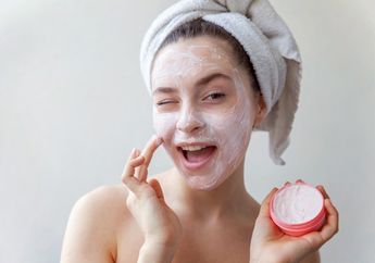 Jangan Disamakan! Ini Cara Memilih Eksfoliator untuk Jenis Kulit Kering, Berminyak, dan Berjerawat, Ayo Disimak!