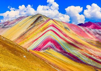 Menakjubkan! Fenomena Pegunungan Pelangi di Peru
