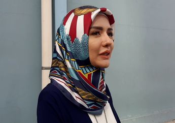 Anggia Chan, Mantan Vicky Prasetyo Ingin Tobat Sepulang Dari Umroh