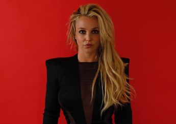 Lihat Hasil Foto Tubuhnya yang Berbeda, Britney Spears Sebut Paparazi Pakai Teori Konspirasi 