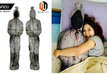 Sengaja Dibuat untuk Jadi teman Tidur Para Jomblo, Prosuden Thailand Ini Buat Guling Berbentuk Pocong